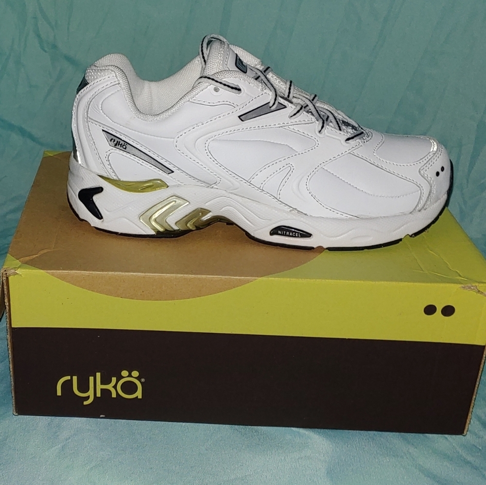 Ryka athletic walking sneakers, size 8